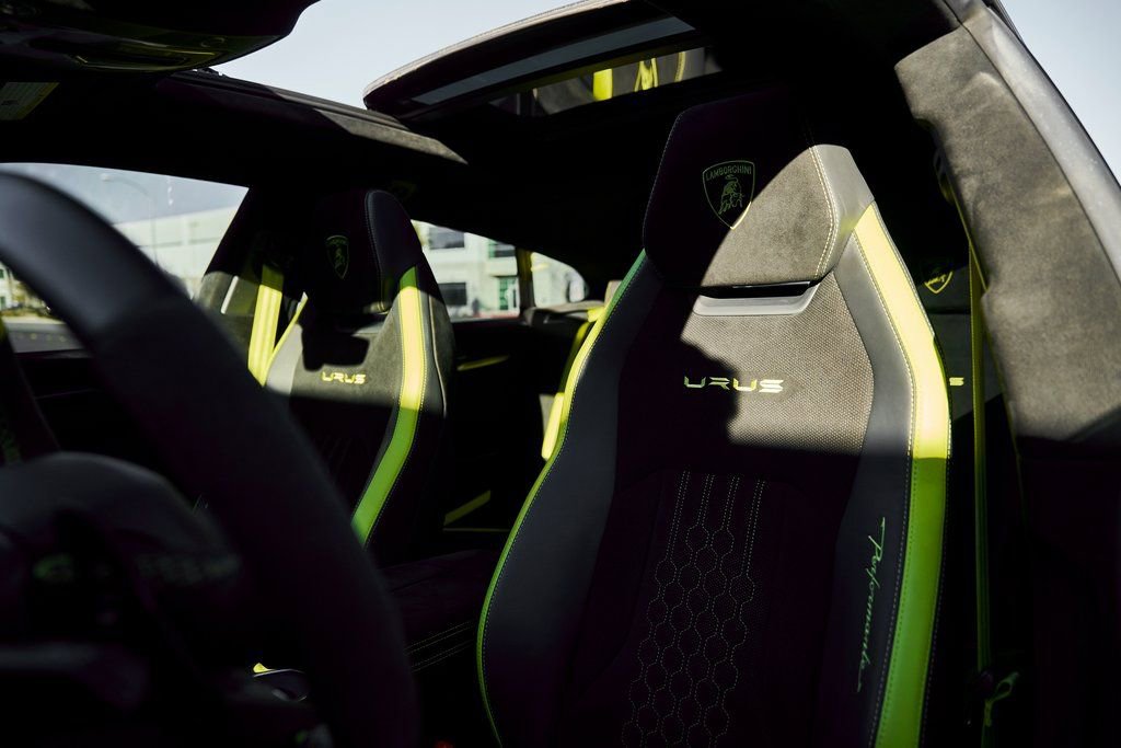 Used 2024 Lamborghini Urus Performante image 50