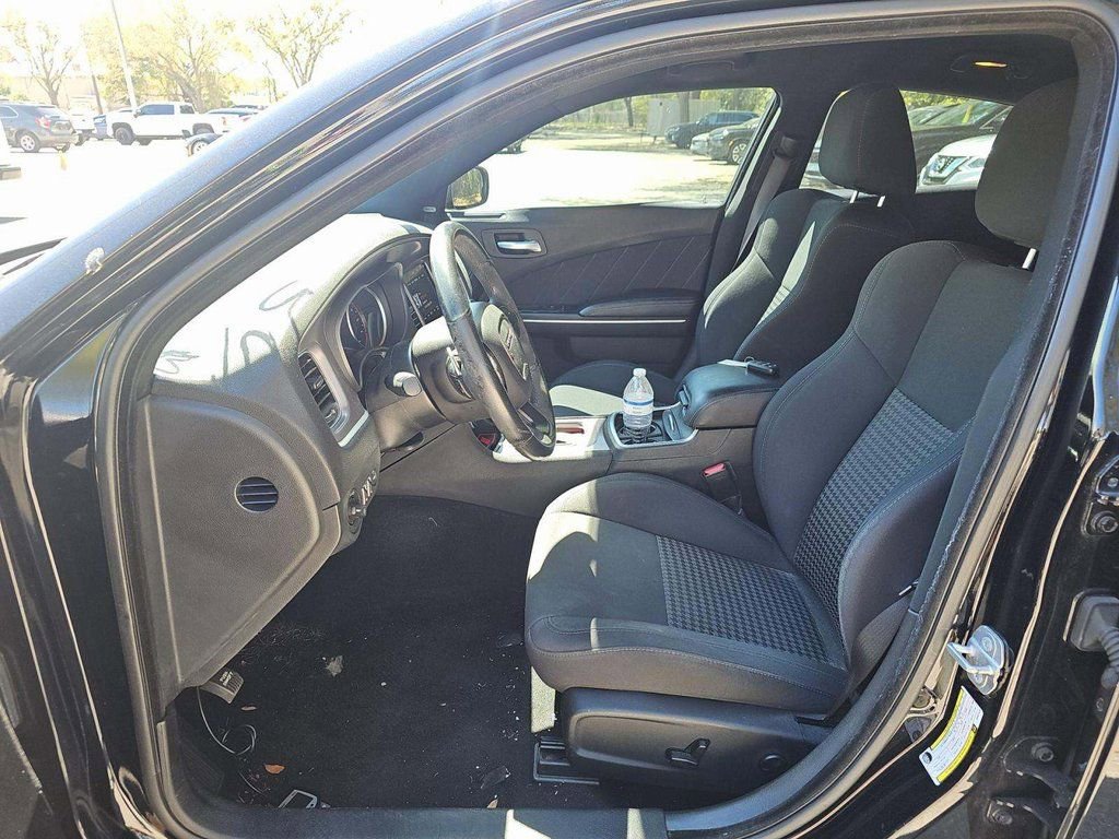 Used 2019 Dodge Charger GT image 6