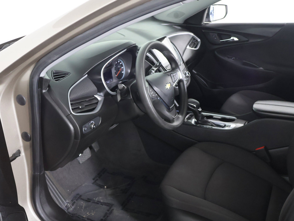 Used 2023 Chevrolet Malibu LT FWD image 22