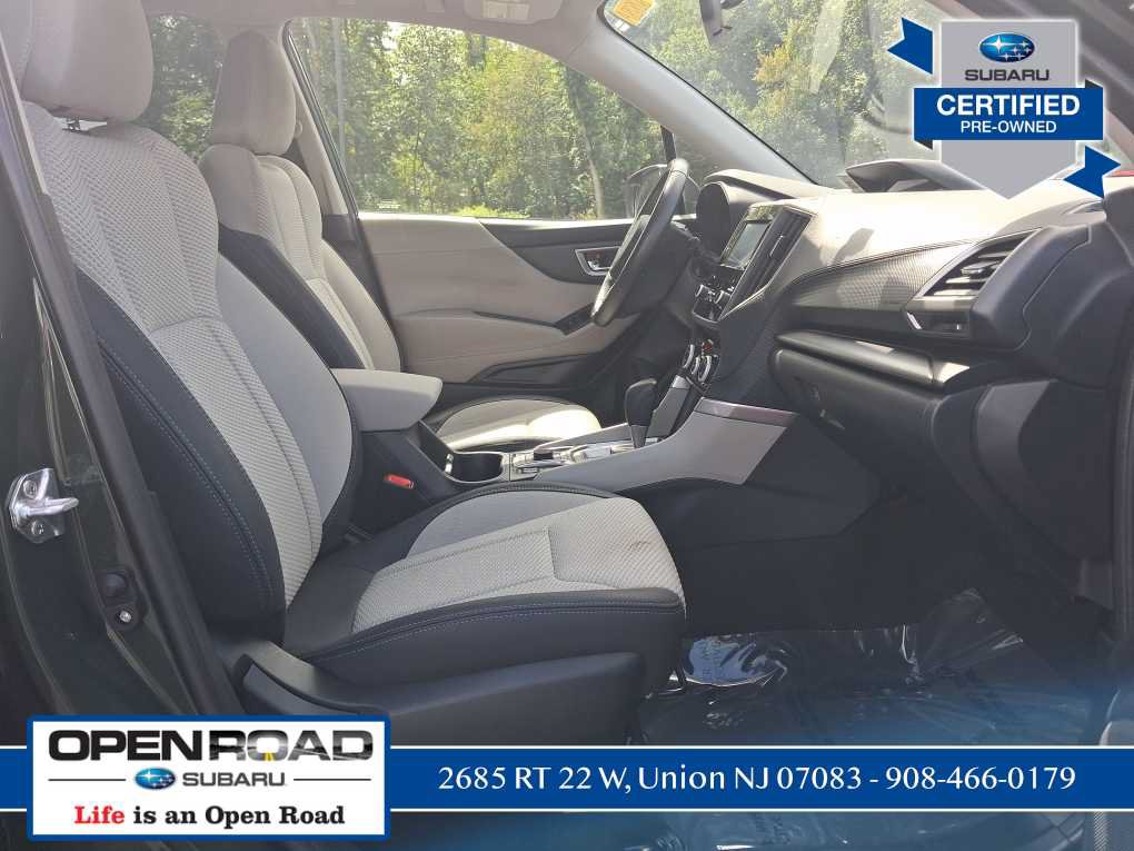 Certified 2023 Subaru Forester Premium AWD/4WD image 17