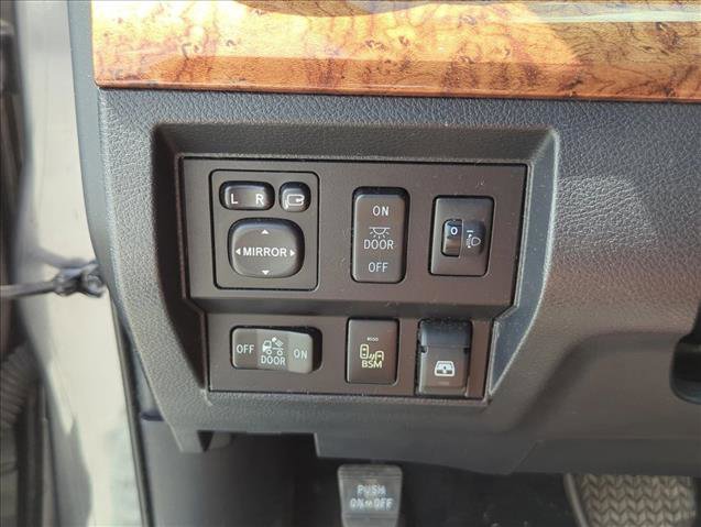 Used 2017 Toyota Tundra 1794 Edition image 12