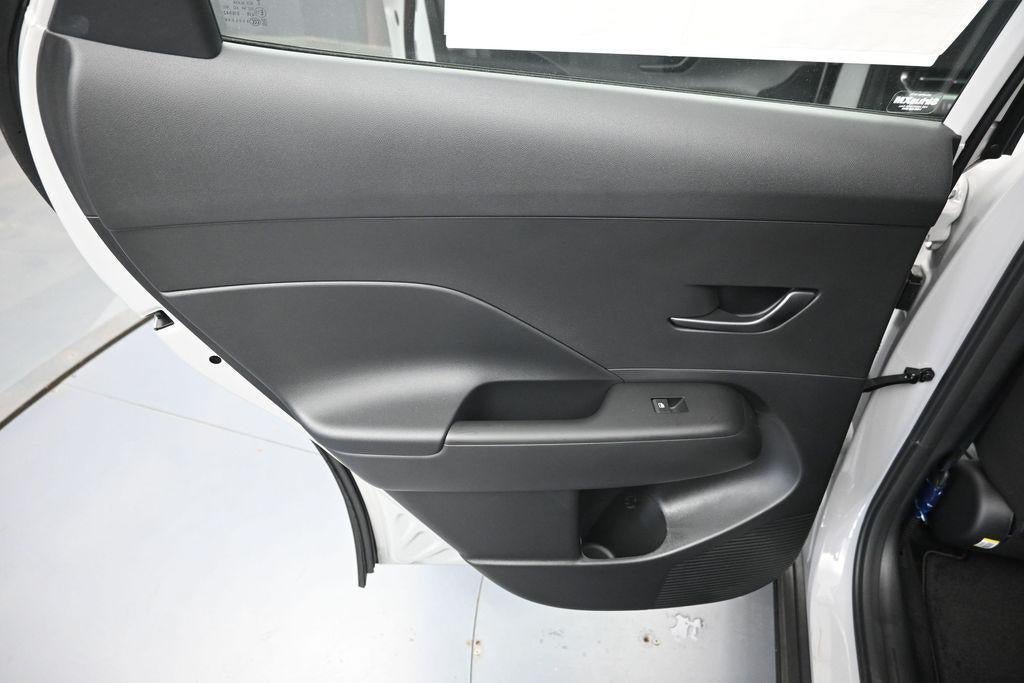New 2027 Hyundai Kona SE FWD image 26