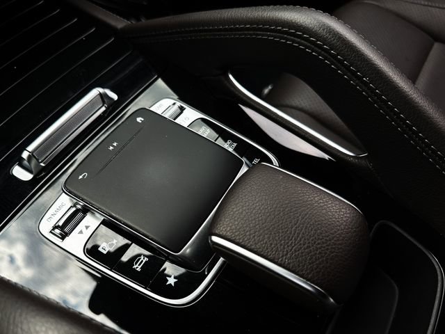 Used 2020 Mercedes-Benz GLE 350 4MATIC image 35