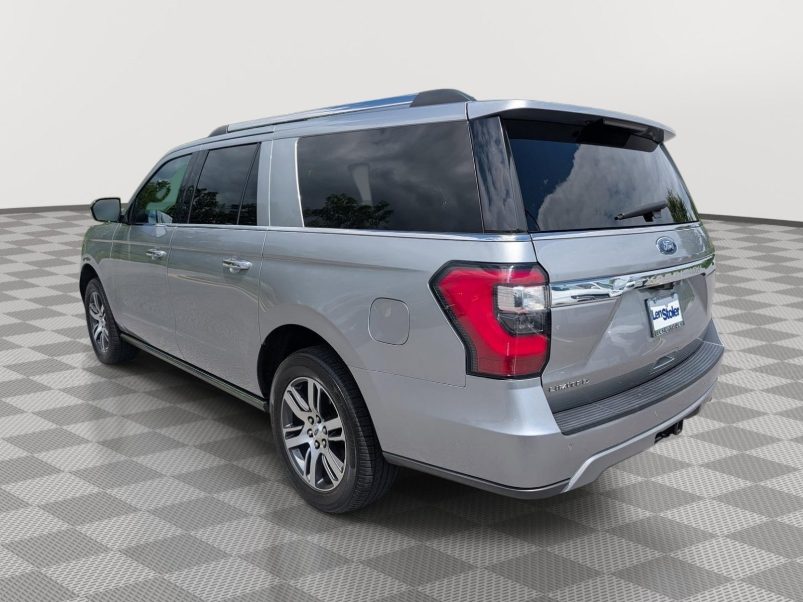 Used 2021 Ford Expedition Max Limited AWD/4WD image 3
