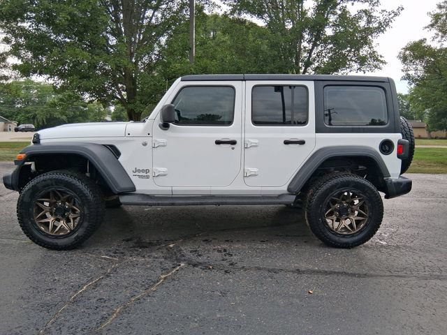 Used 2018 Jeep Wrangler Unlimited Sport AWD/4WD image 3