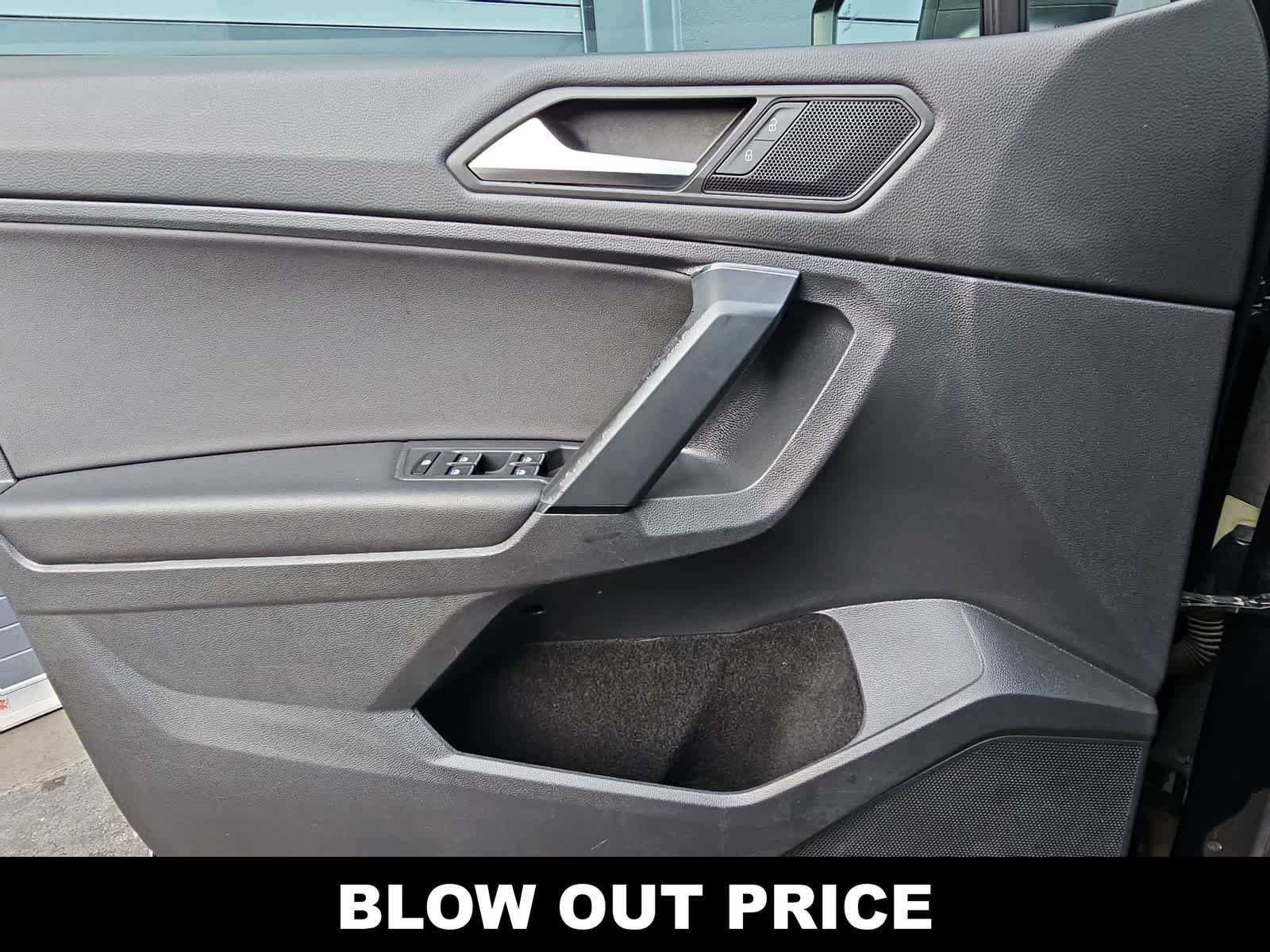 Used 2019 Volkswagen Tiguan SE AWD/4WD image 27