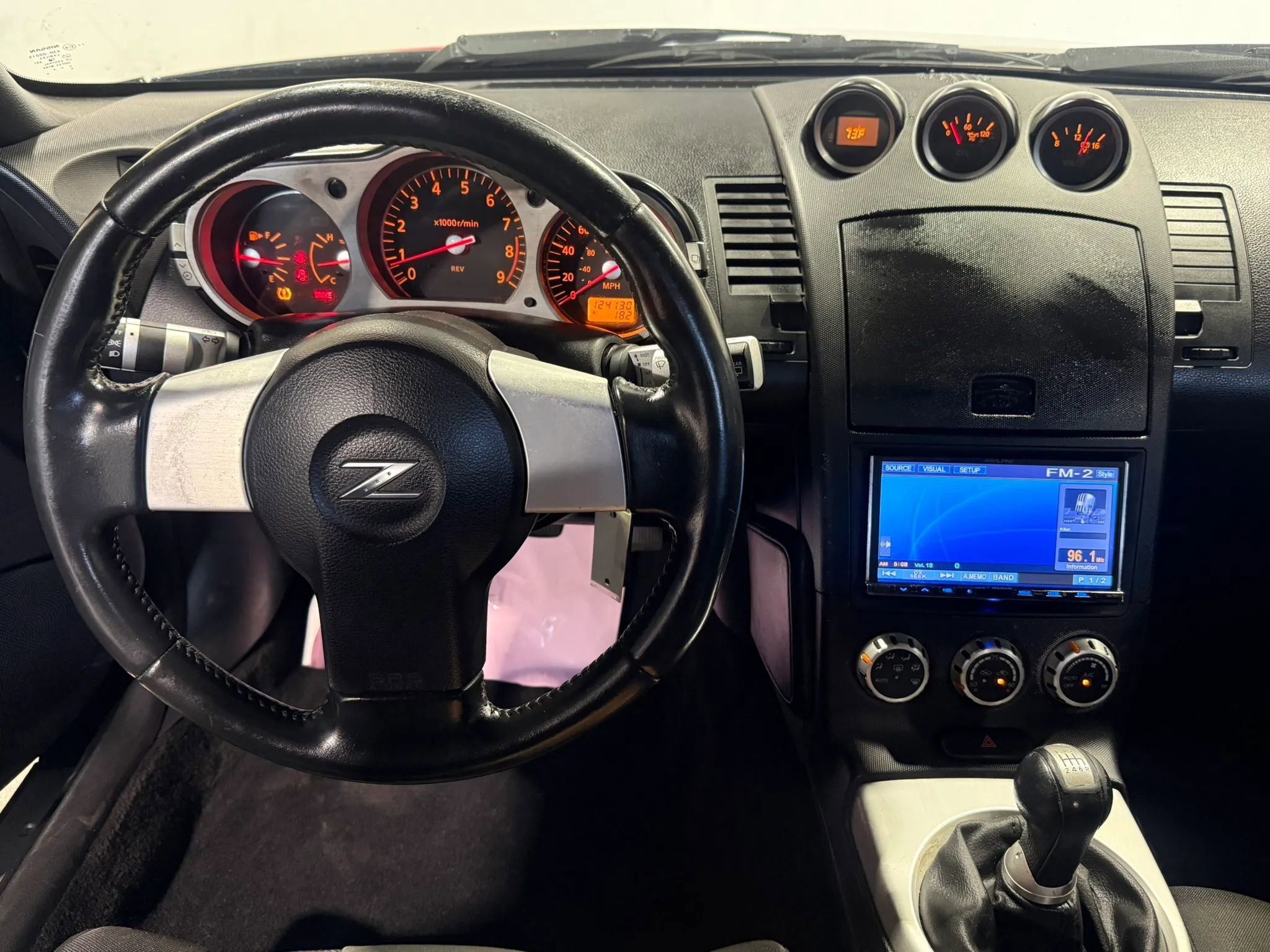 Used 2008 Nissan 350Z Coupe w/ Aerodynamics Pkg RWD image 10