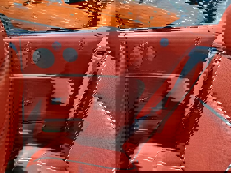 Used 2018 Rolls-Royce Dawn image 12