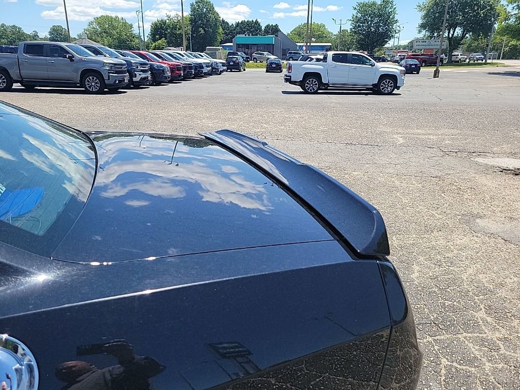 Used 2022 Dodge Challenger GT RWD image 14