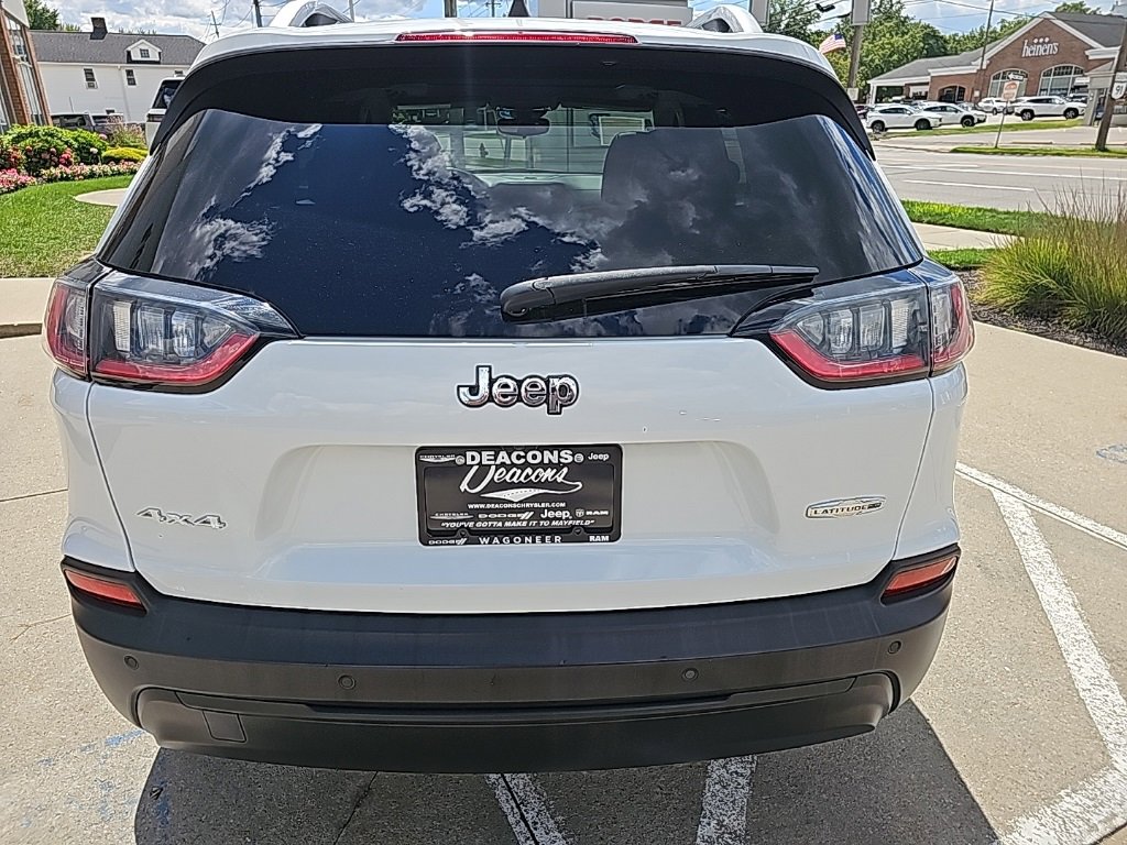 Certified 2021 Jeep Cherokee Latitude Plus w/ Sun & Sound Group image 13