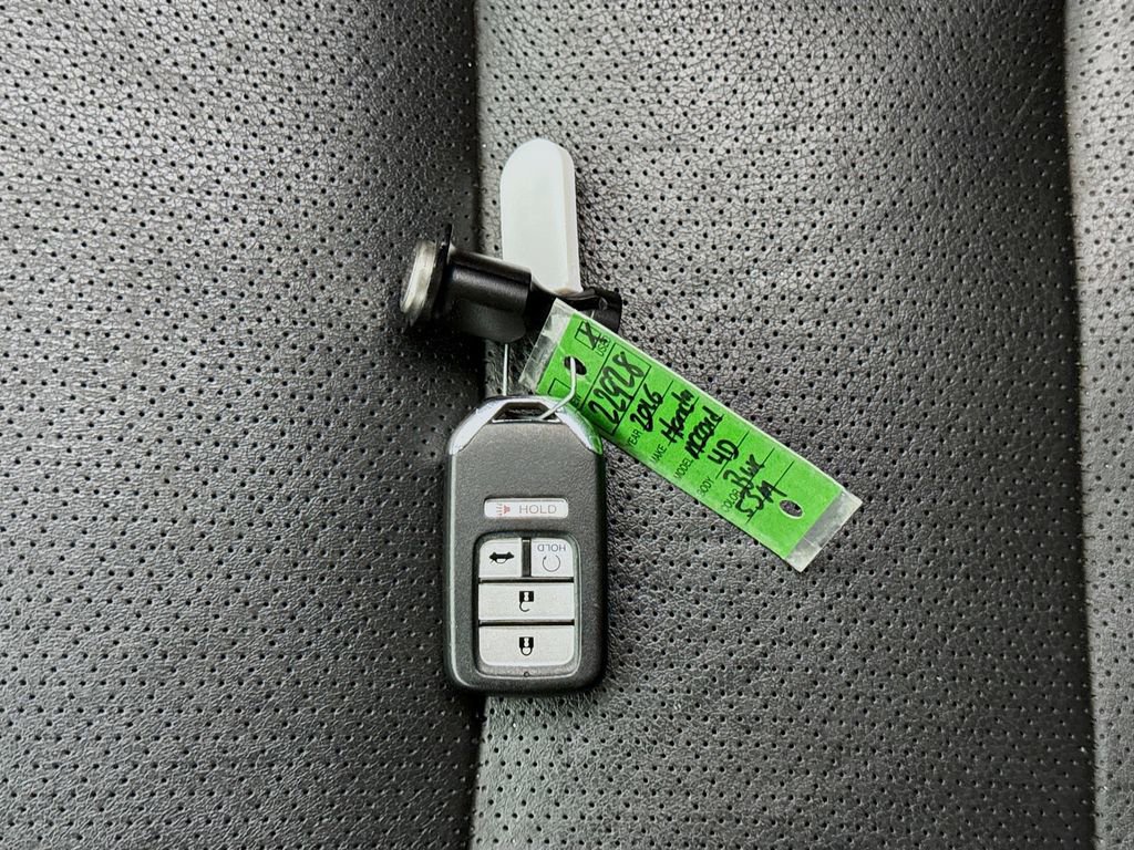 Used 2016 Honda Accord EX-L image 28