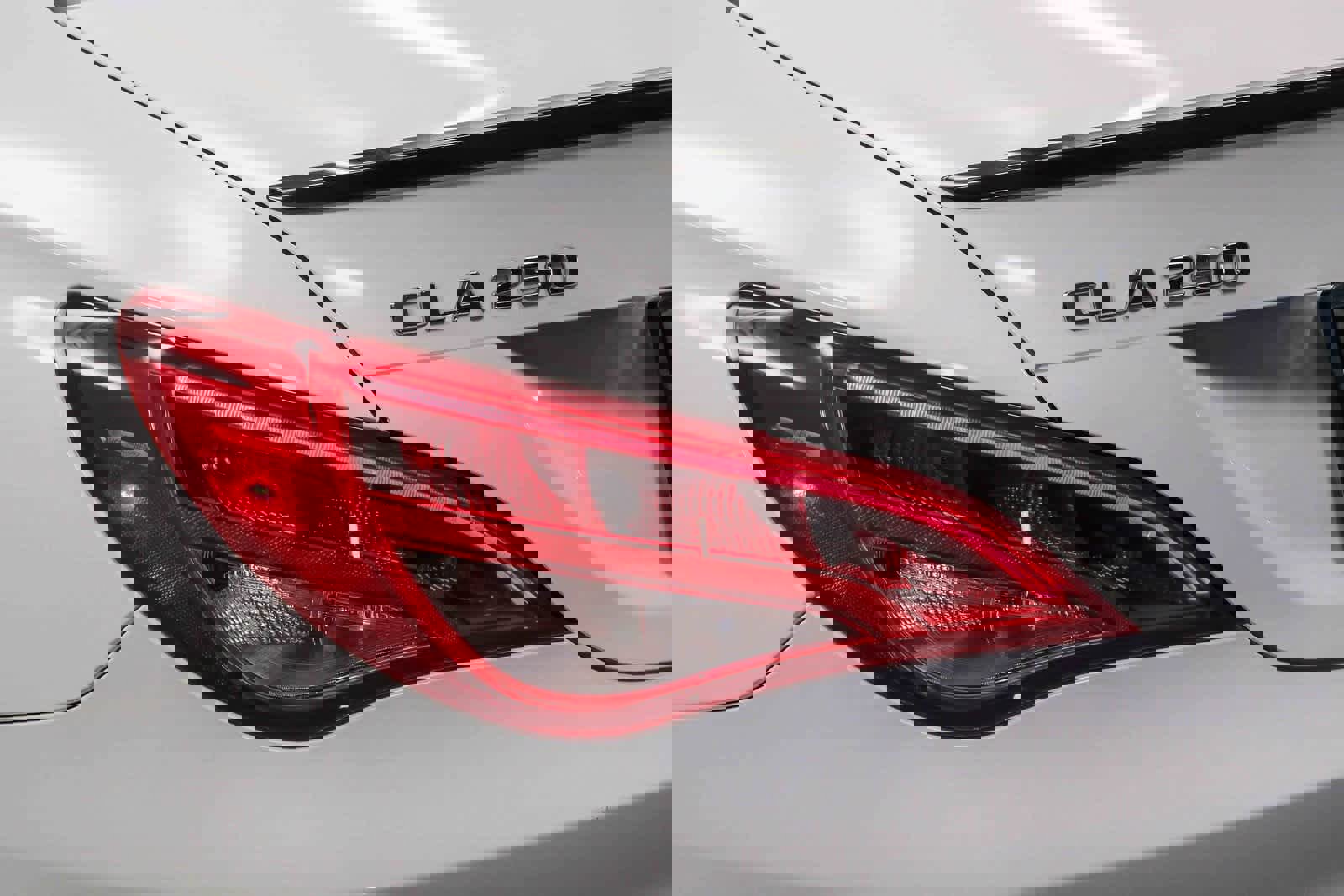 Certified 2018 Mercedes-Benz CLA 250 image 7