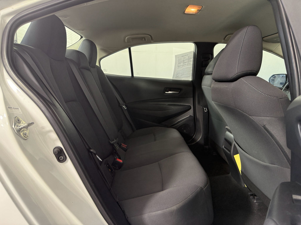 Used 2022 Toyota Corolla LE image 15