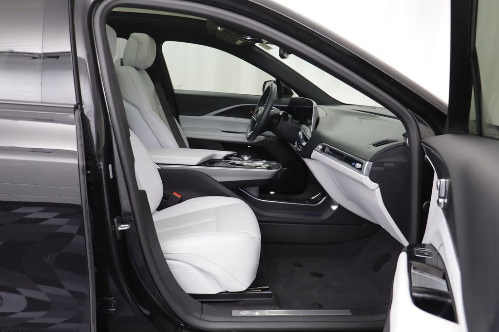 Used 2024 Cadillac Lyriq Sport w/ LPO, Floor Liner Package image 21