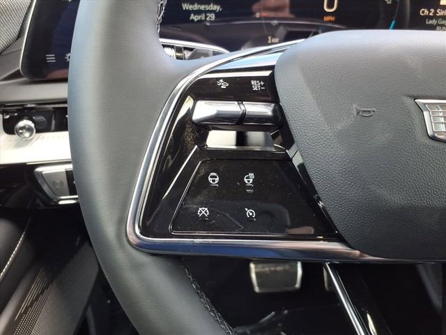 New 2026 Cadillac Optiq Luxury 2 RWD image 34