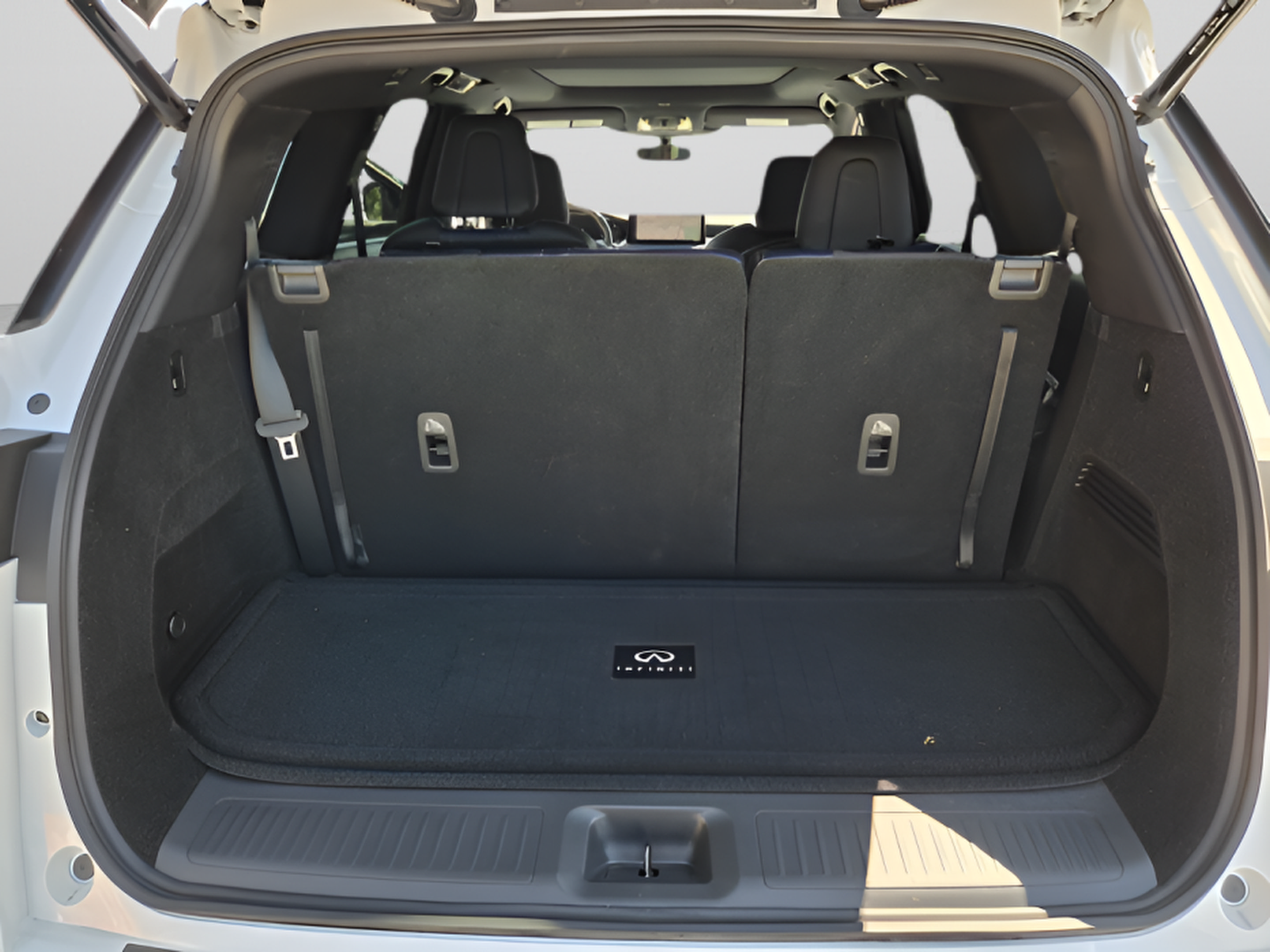 Used 2026 INFINITI QX60 Sport w/ Dark Cargo Package AWD/4WD image 29