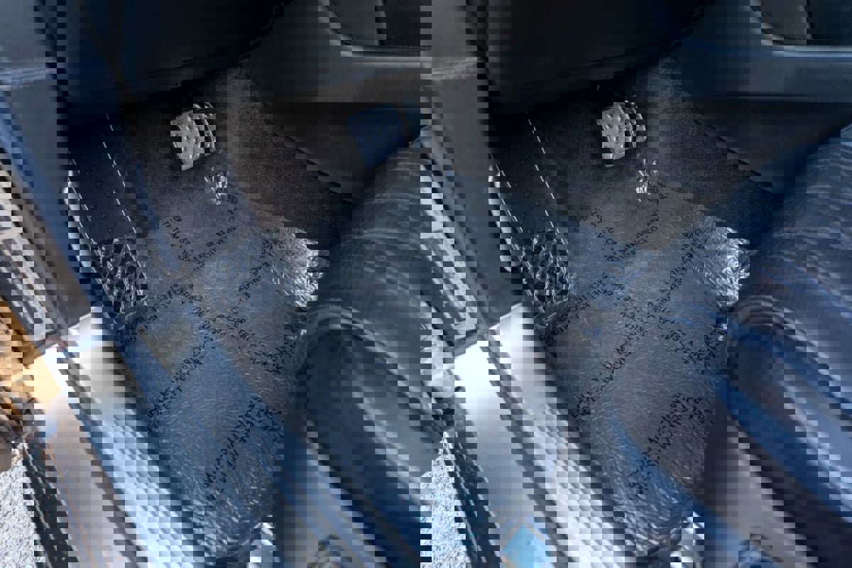 Used 2015 Bentley Flying Spur V8 image 94