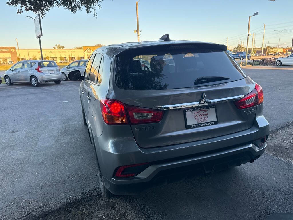 Used 2019 Mitsubishi Outlander Sport ES image 3