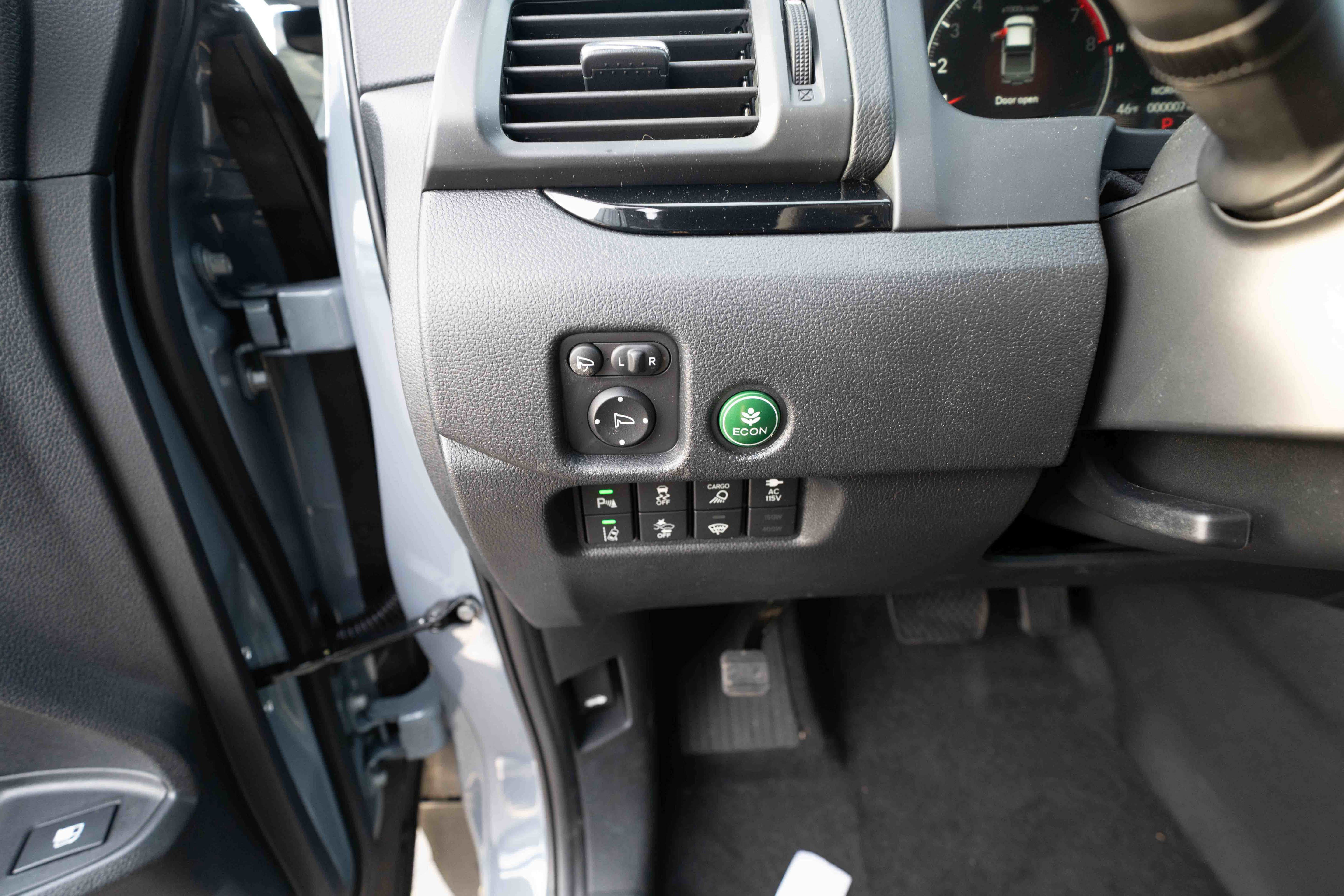 New 2026 Honda Ridgeline Black Edition image 11