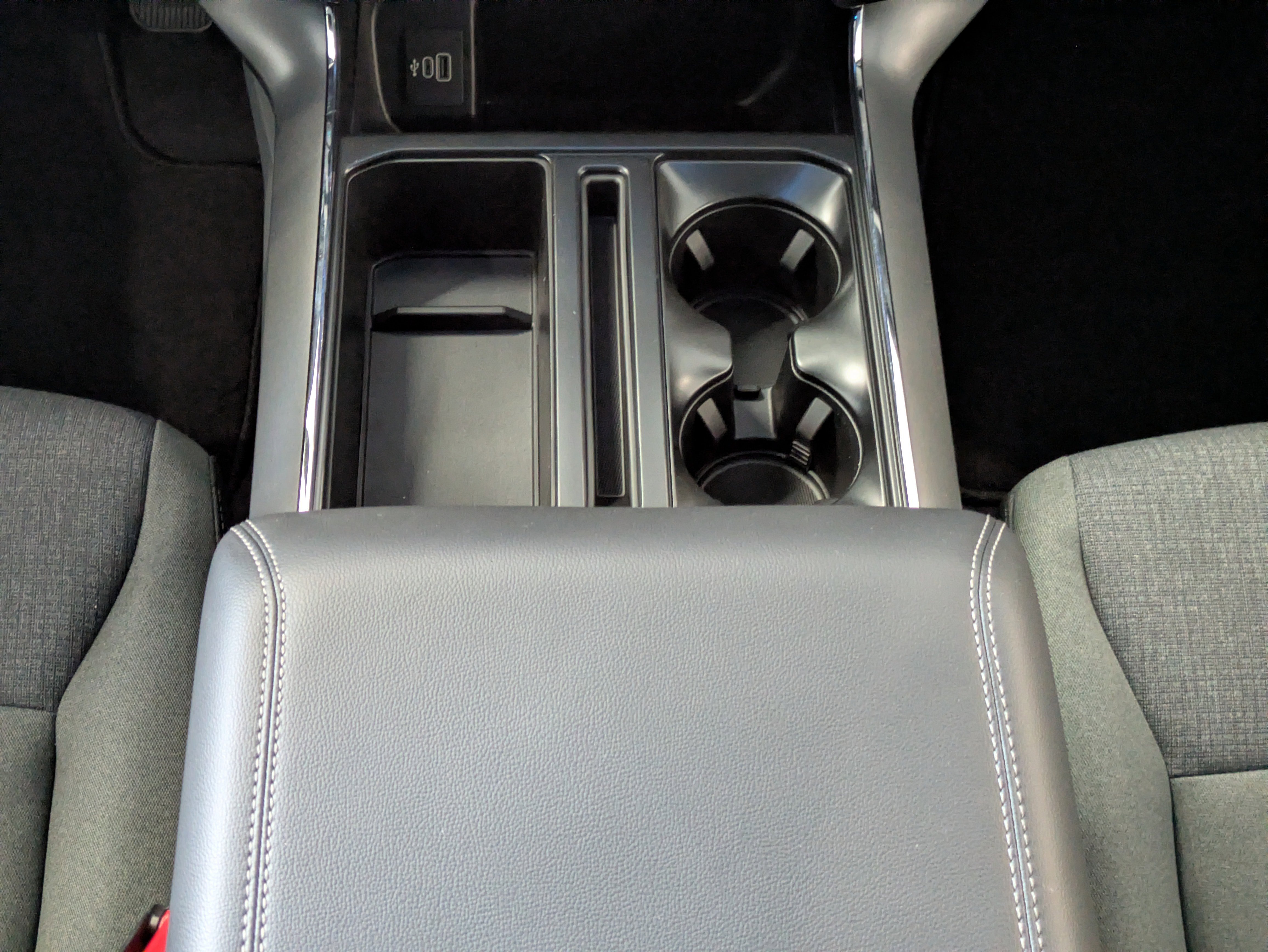 New 2025 Ford F150 XLT w/ Equipment Group 302A MID image 3