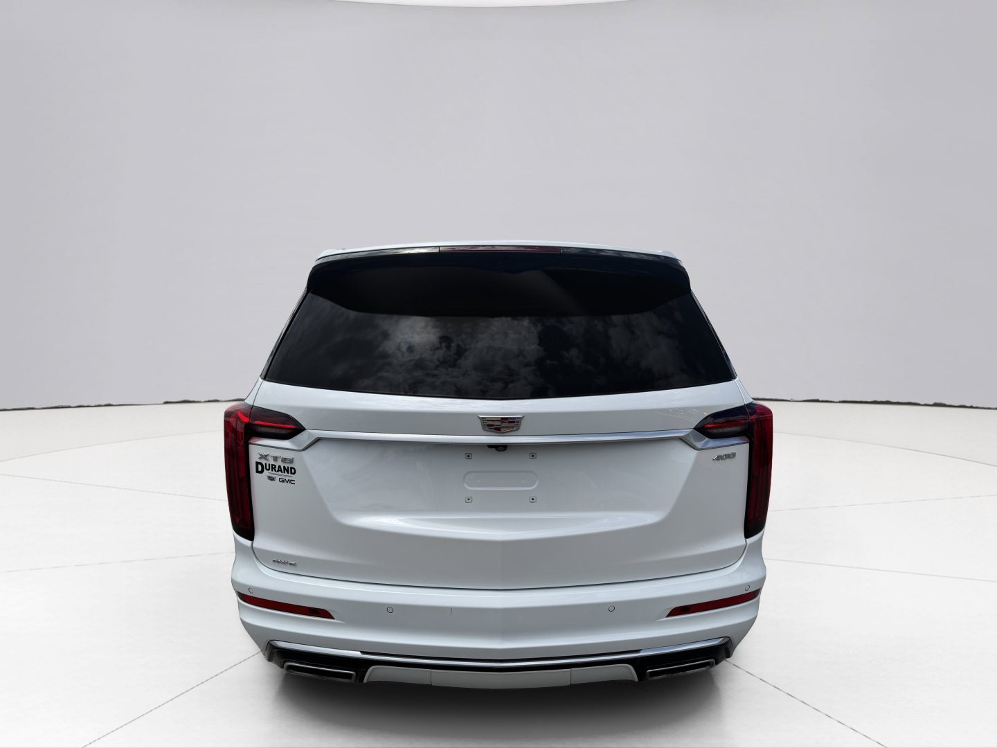 Used 2024 Cadillac XT6 Premium Luxury w/ LPO, Floor Liner Package AWD/4WD image 10
