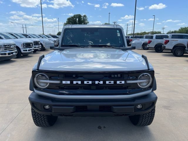 New 2026 Ford Bronco Outer Banks w/ Sasquatch Package AWD/4WD video 2