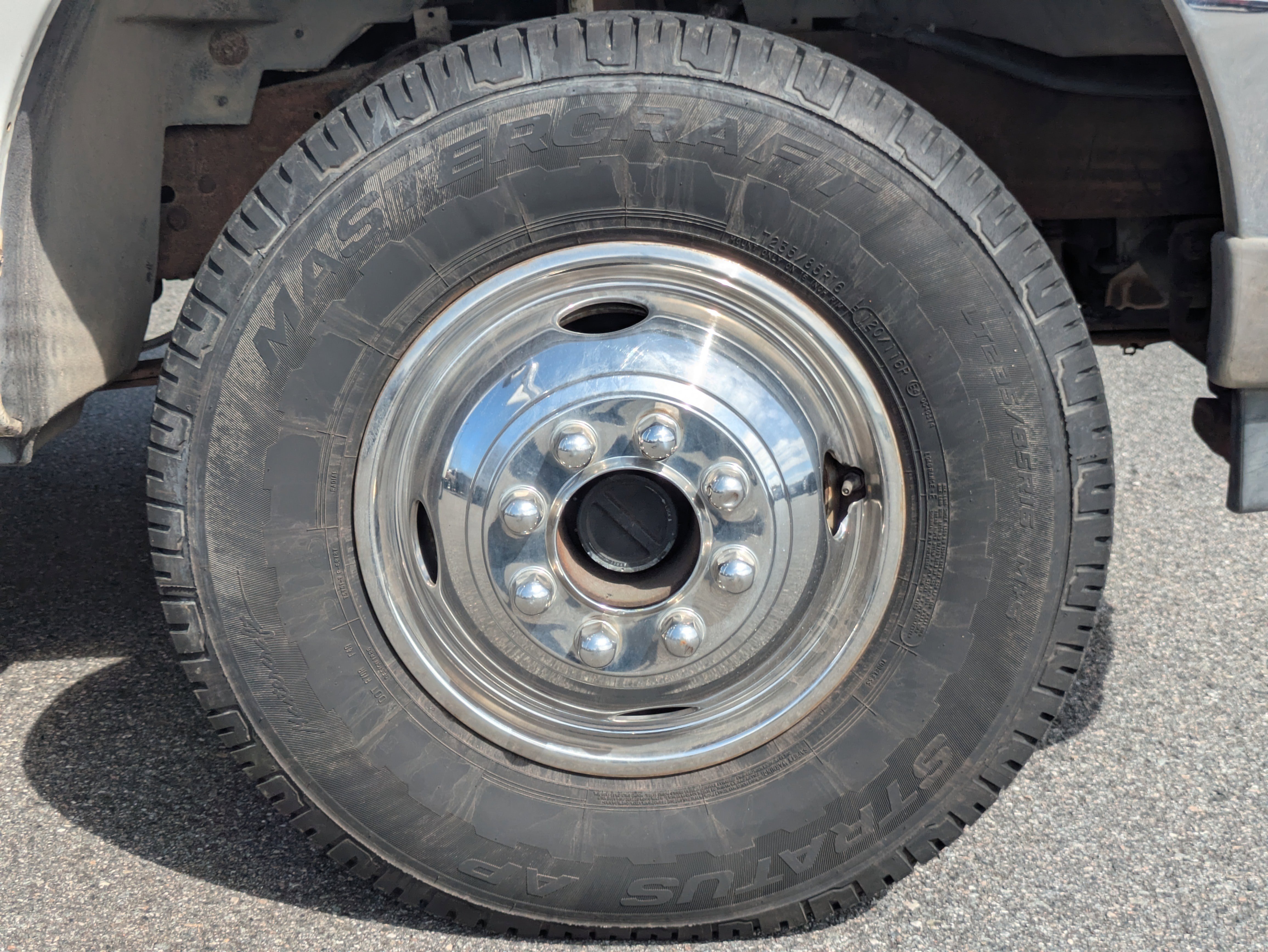 Used 2004 Ford F350 4x4 Crew Cab DRW Super Duty image 11