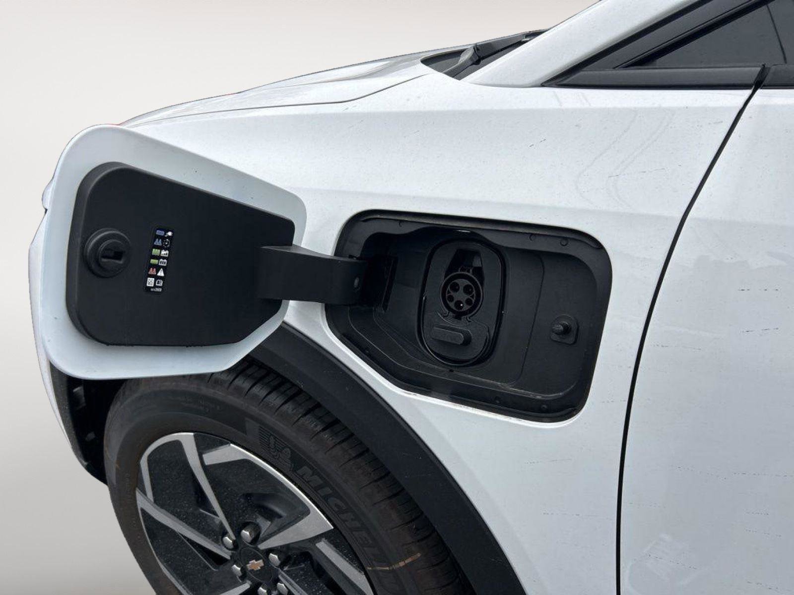New 2026 Chevrolet Equinox EV LT FWD image 8