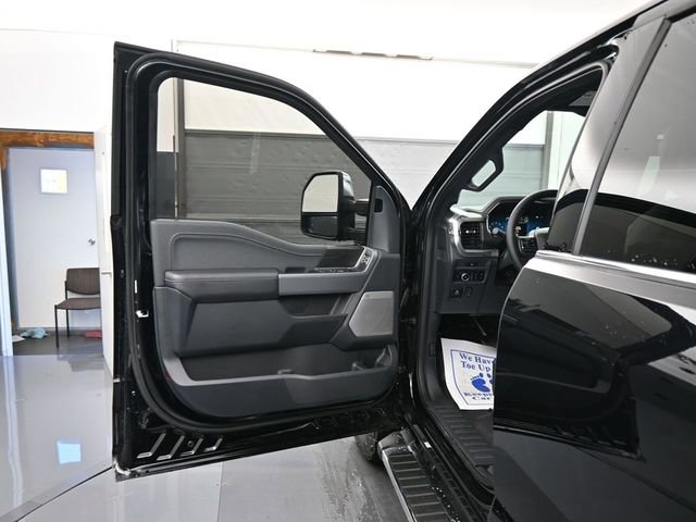 New 2025 Ford F150 Lariat w/ Equipment Group 501A Mid image 9