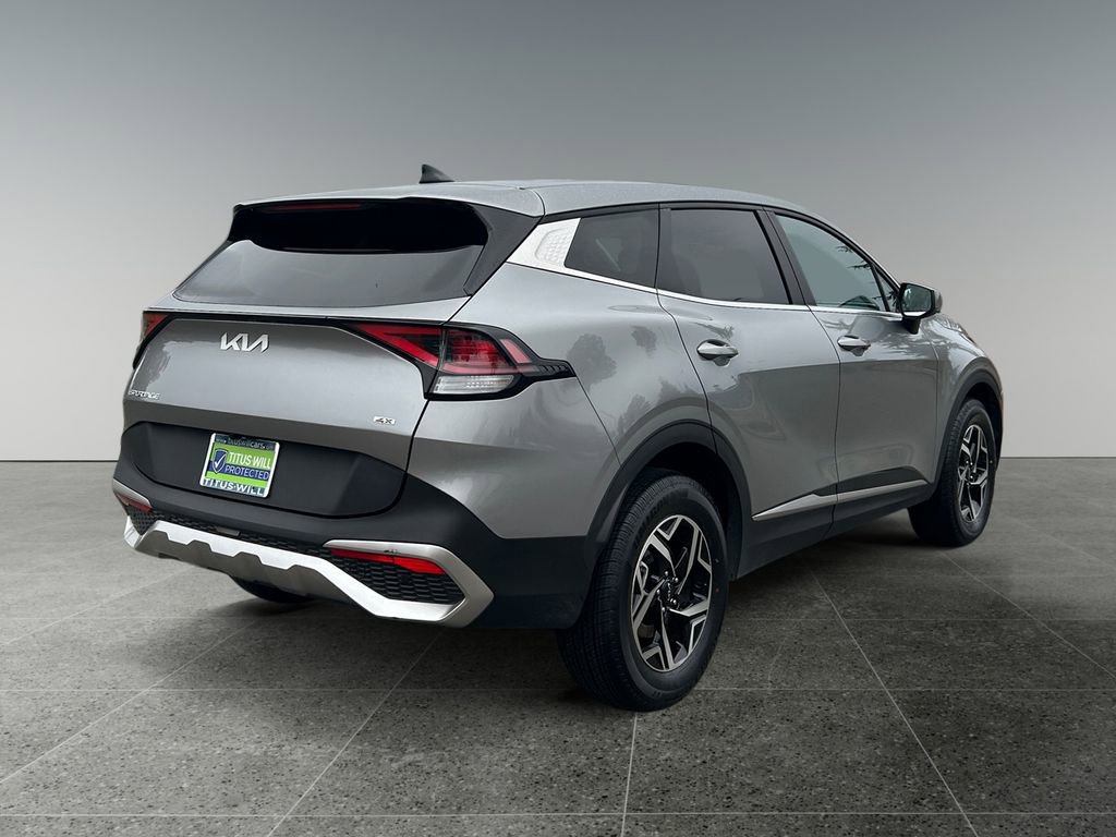 Used 2023 Kia Sportage LX image 7
