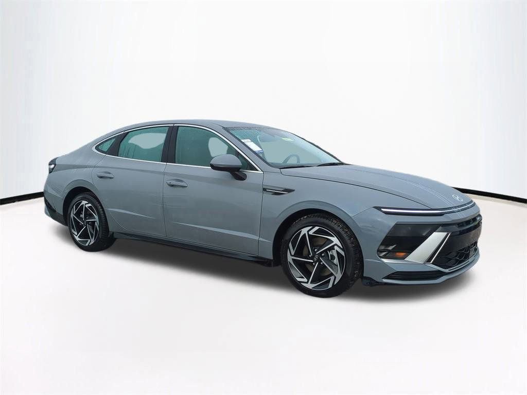 New 2026 Hyundai Sonata SEL image 2