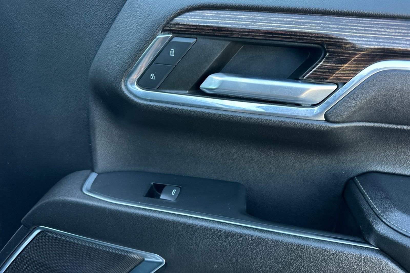 Used 2023 GMC Sierra 1500 Elevation w/ X31 Off-Road Package image 21