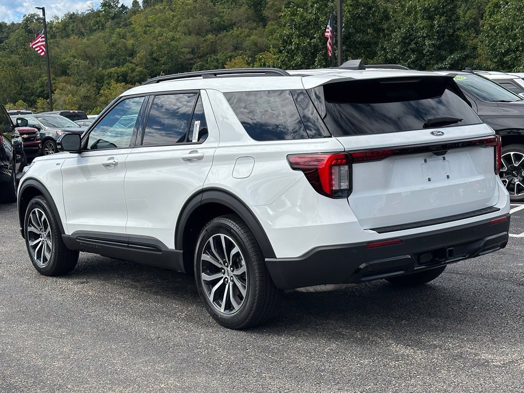 New 2027 Ford Explorer ST-Line AWD/4WD image 32