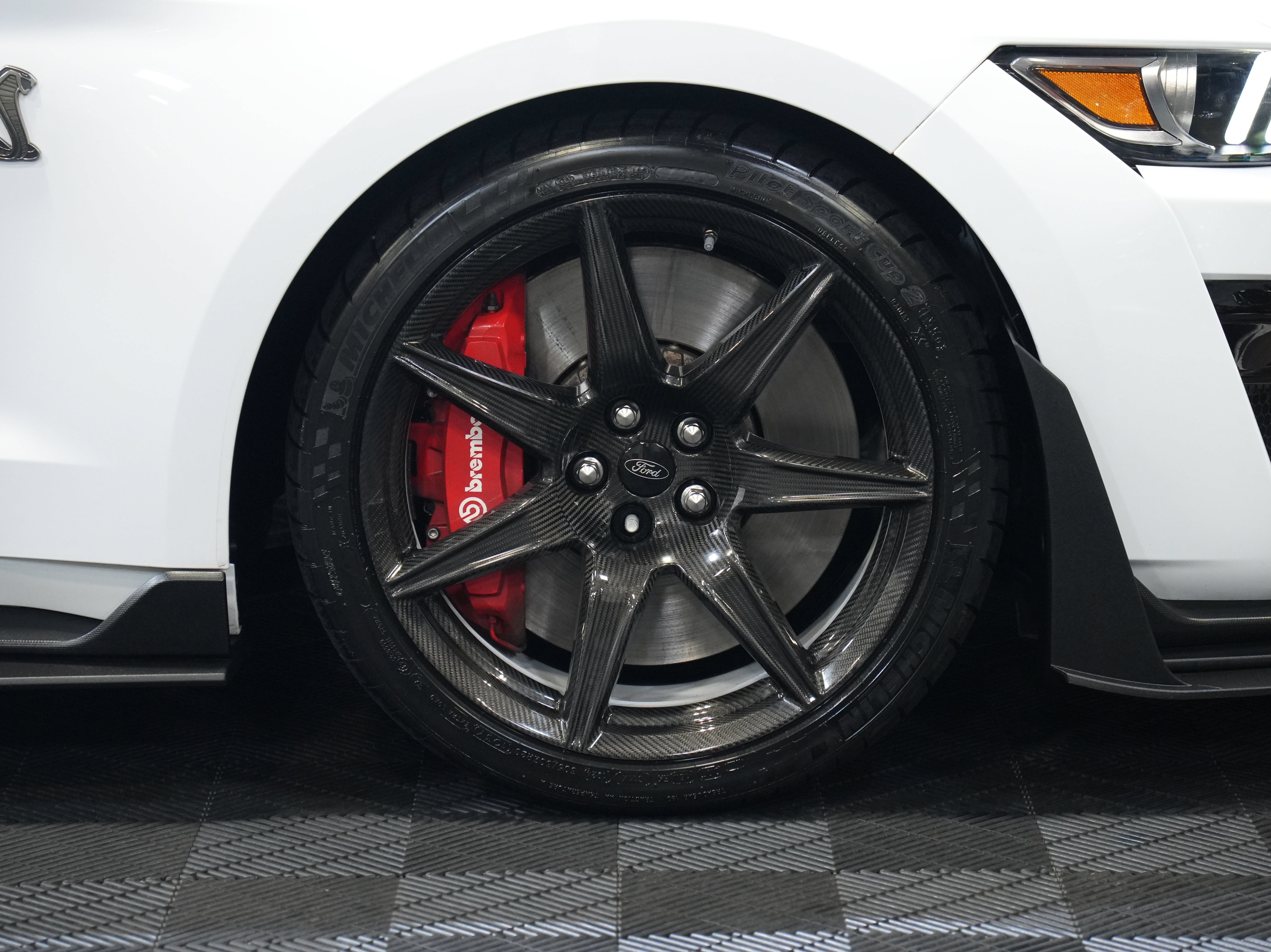 Used 2020 Ford Mustang Shelby GT500 w/ Carbon Fiber Track Pack RWD image 50
