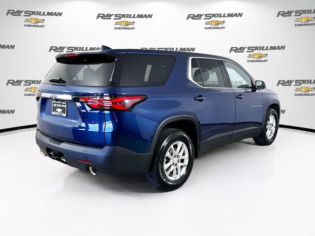 Used 2023 Chevrolet Traverse LS image 7