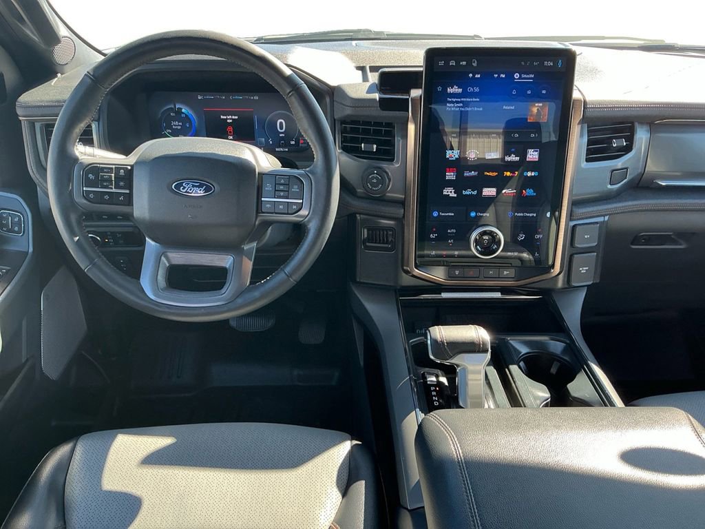 Used 2024 Ford F150 Lightning Lariat image 17