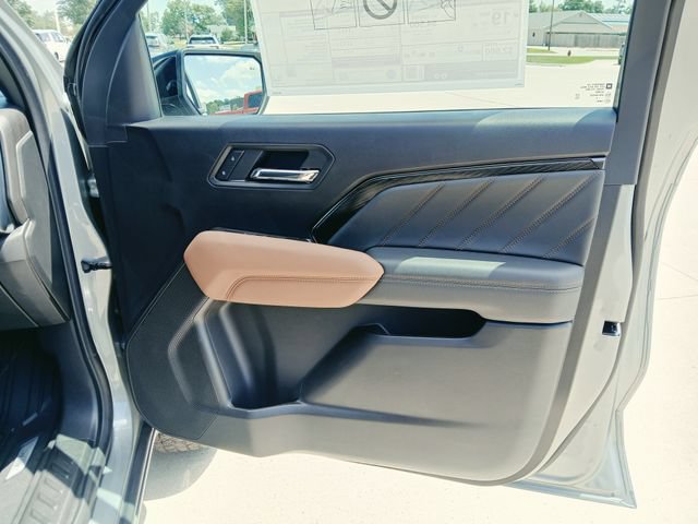 New 2026 GMC Canyon AT4 w/ Technology Plus Package AWD/4WD image 19