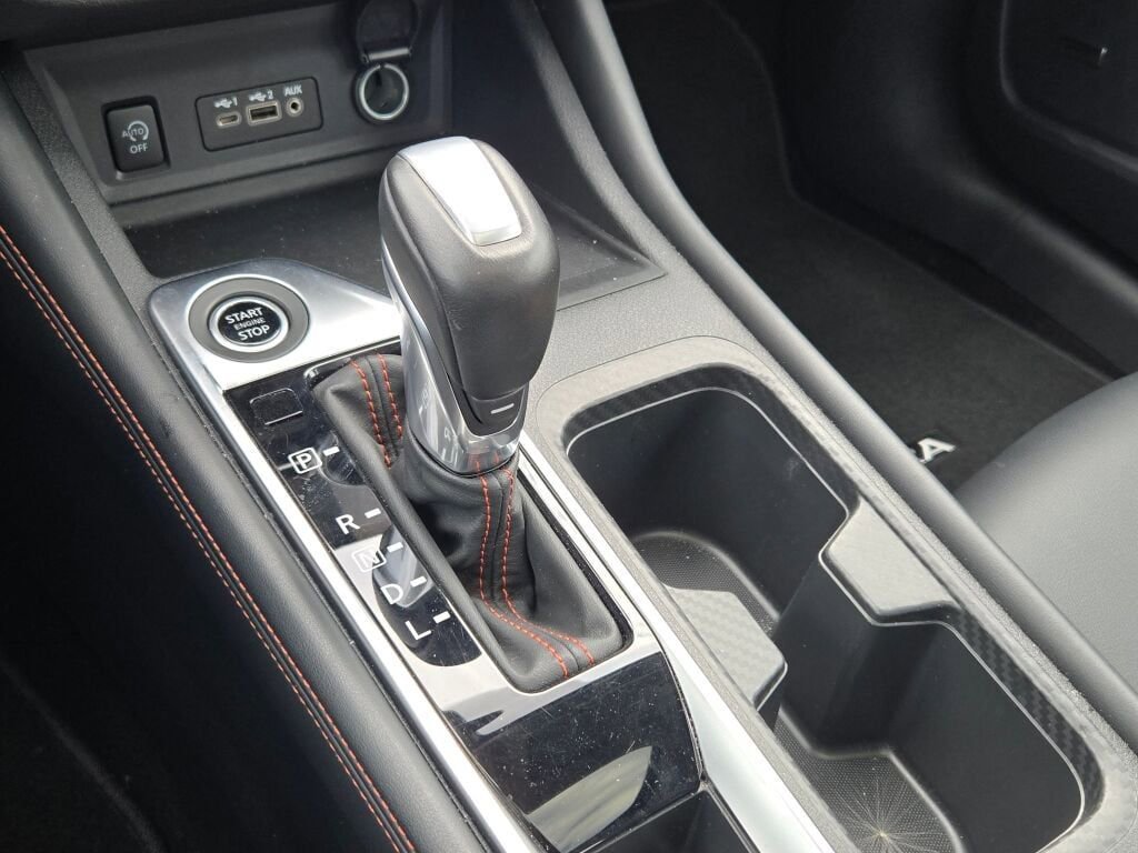 Used 2025 Nissan Sentra SR w/ SR Premium Package image 26