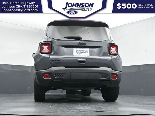 Used 2022 Jeep Renegade Altitude AWD/4WD image 32