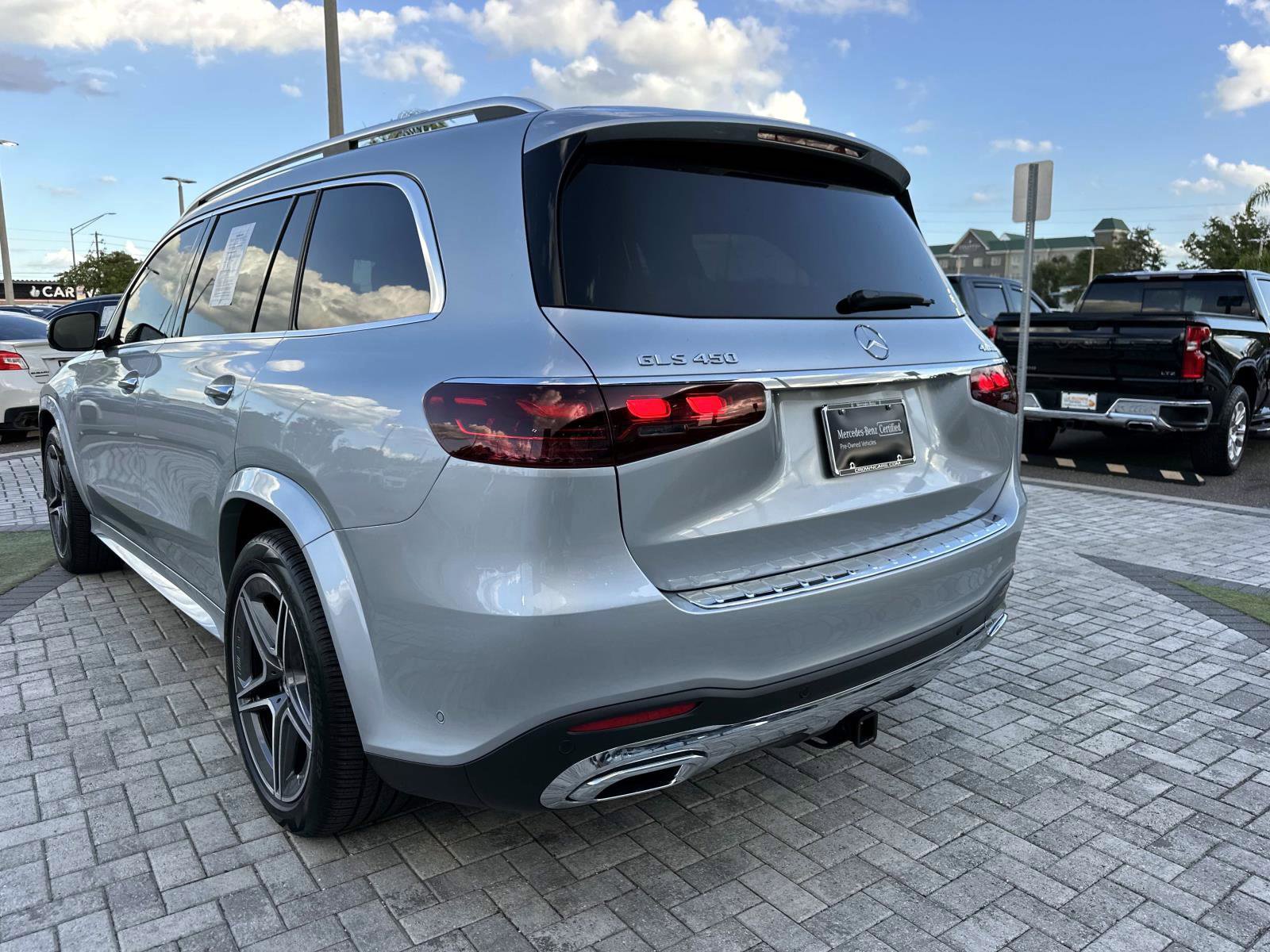 Certified 2025 Mercedes-Benz GLS 450 4MATIC image 9