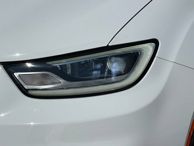 Used 2024 Chrysler Pacifica Limited w/ Uconnect Theater Family Group AWD/4WD image 48