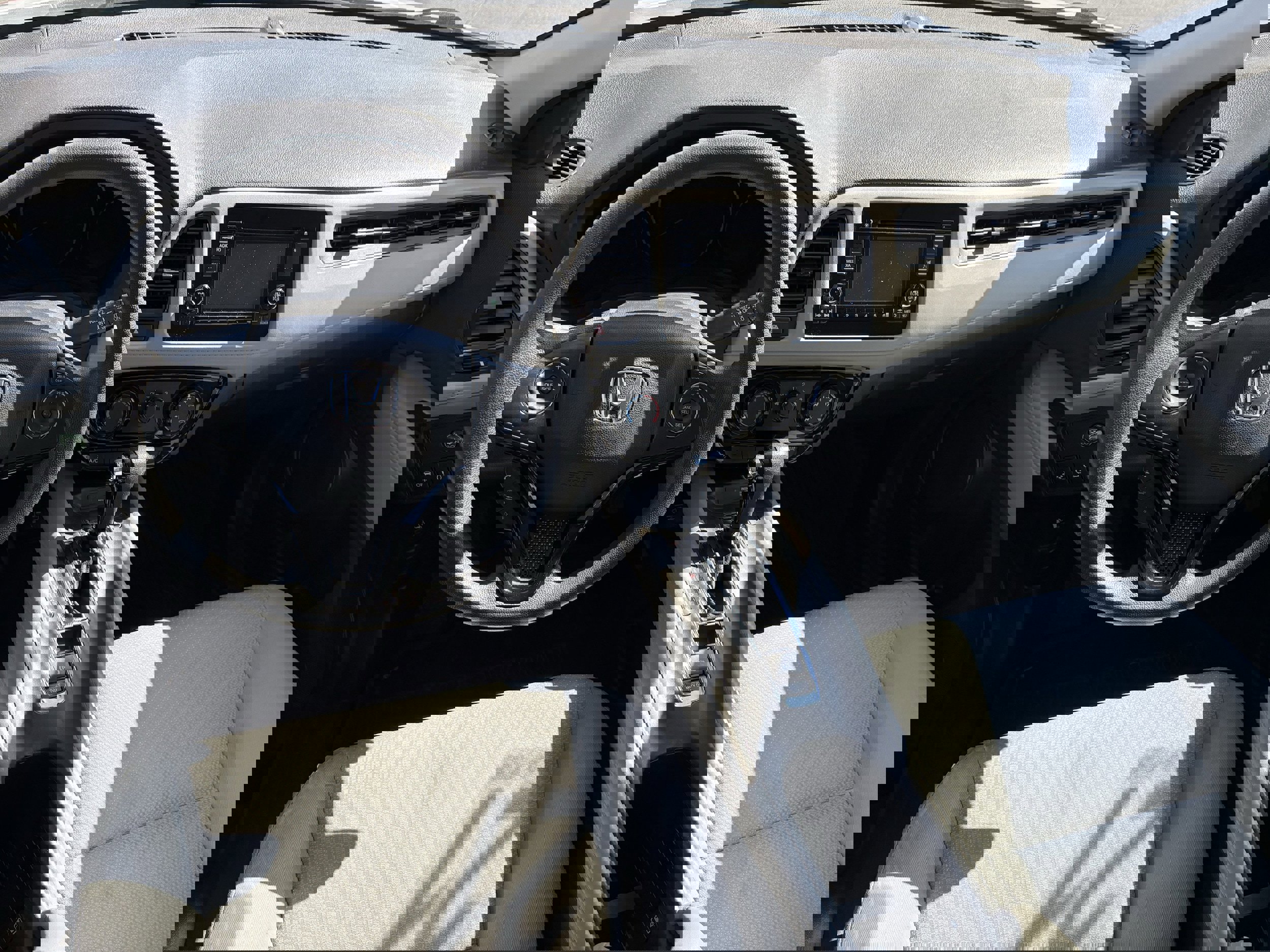 Used 2021 Honda HR-V LX image 13