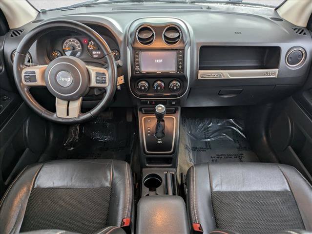Used 2017 Jeep Compass 75th Anniversary w/ Power Value Group AWD/4WD image 16