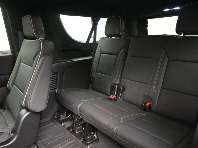 New 2026 Chevrolet Suburban Premier image 10