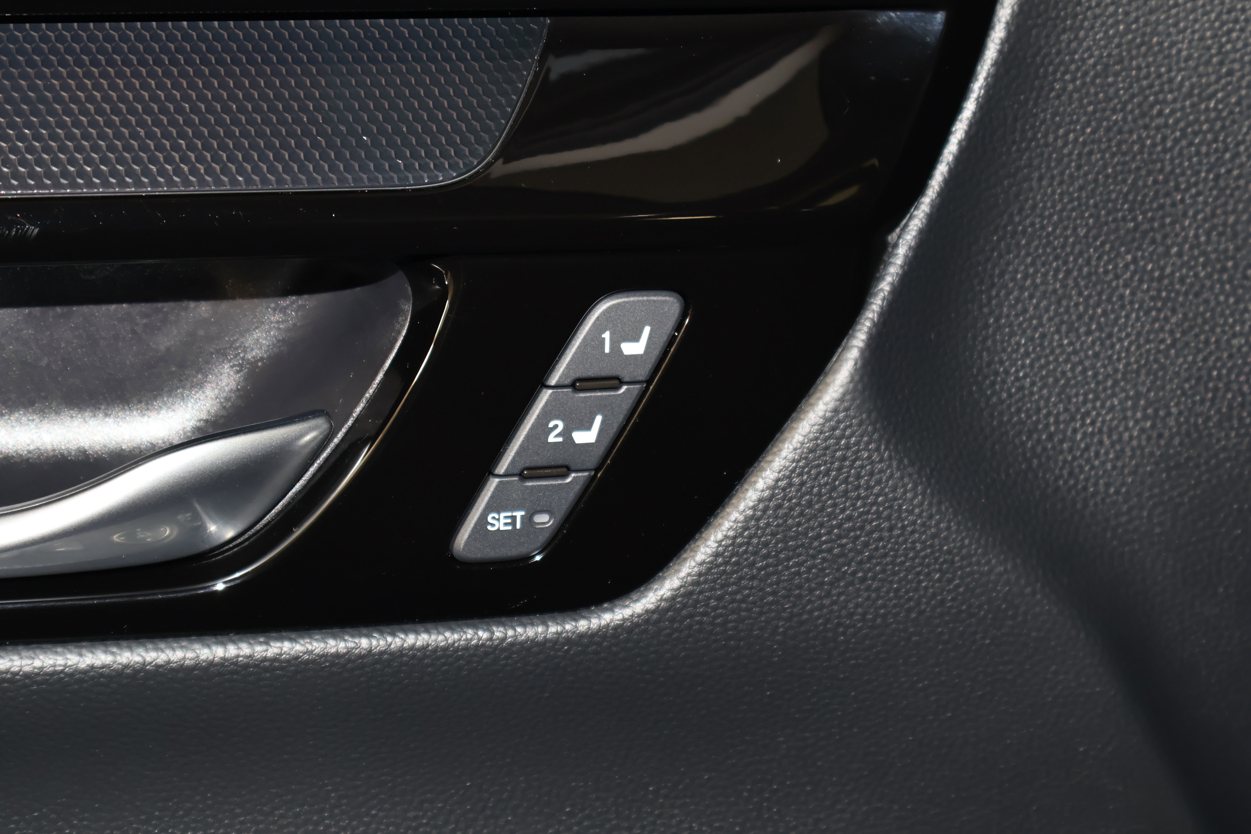 Used 2024 Honda CR-V EX-L image 35