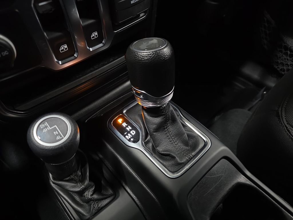 Used 2022 Jeep Wrangler Willys image 20