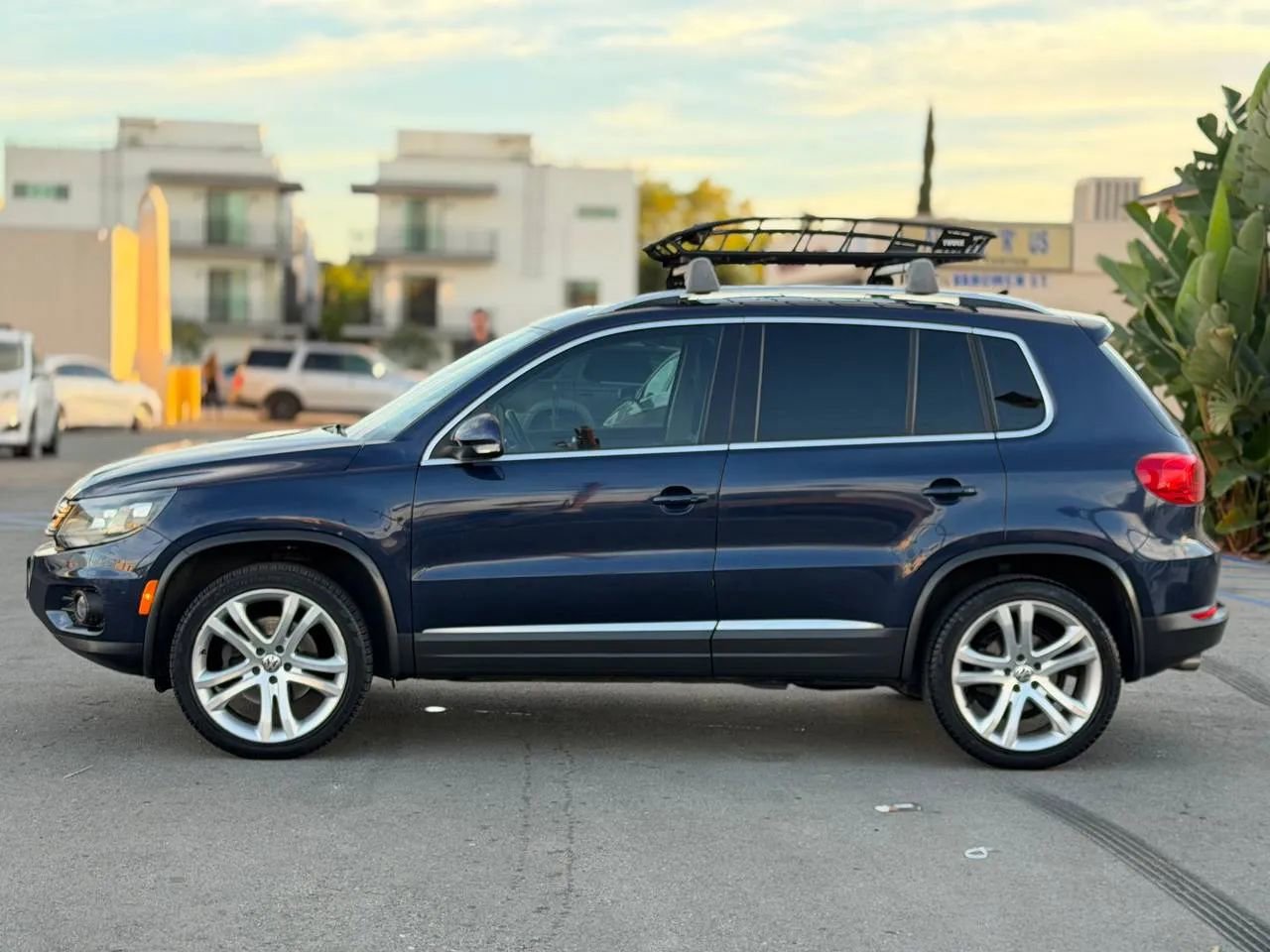 Used 2013 Volkswagen Tiguan SEL image 8