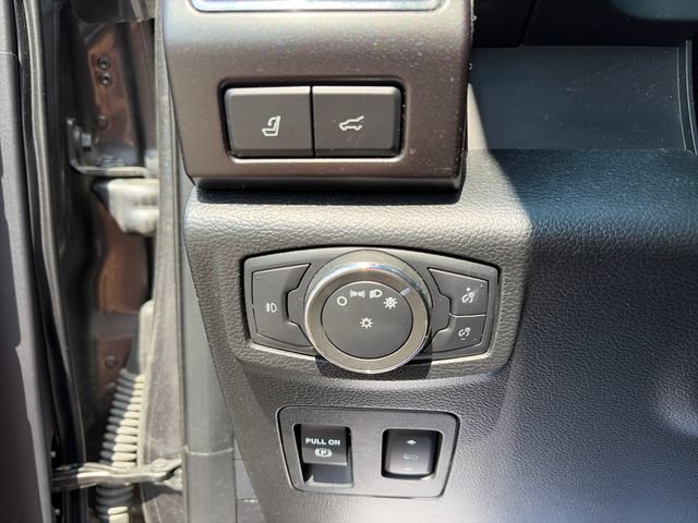Used 2020 Ford Expedition Limited w/ Equipment Group 302A AWD/4WD image 4