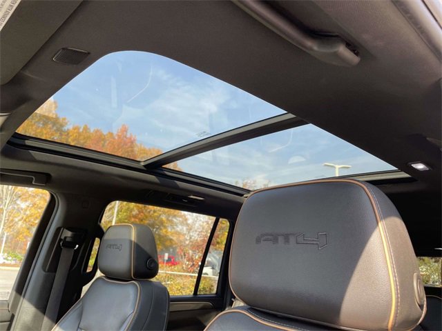 Used 2022 GMC Yukon XL AT4 w/ Max Trailering Package image 25