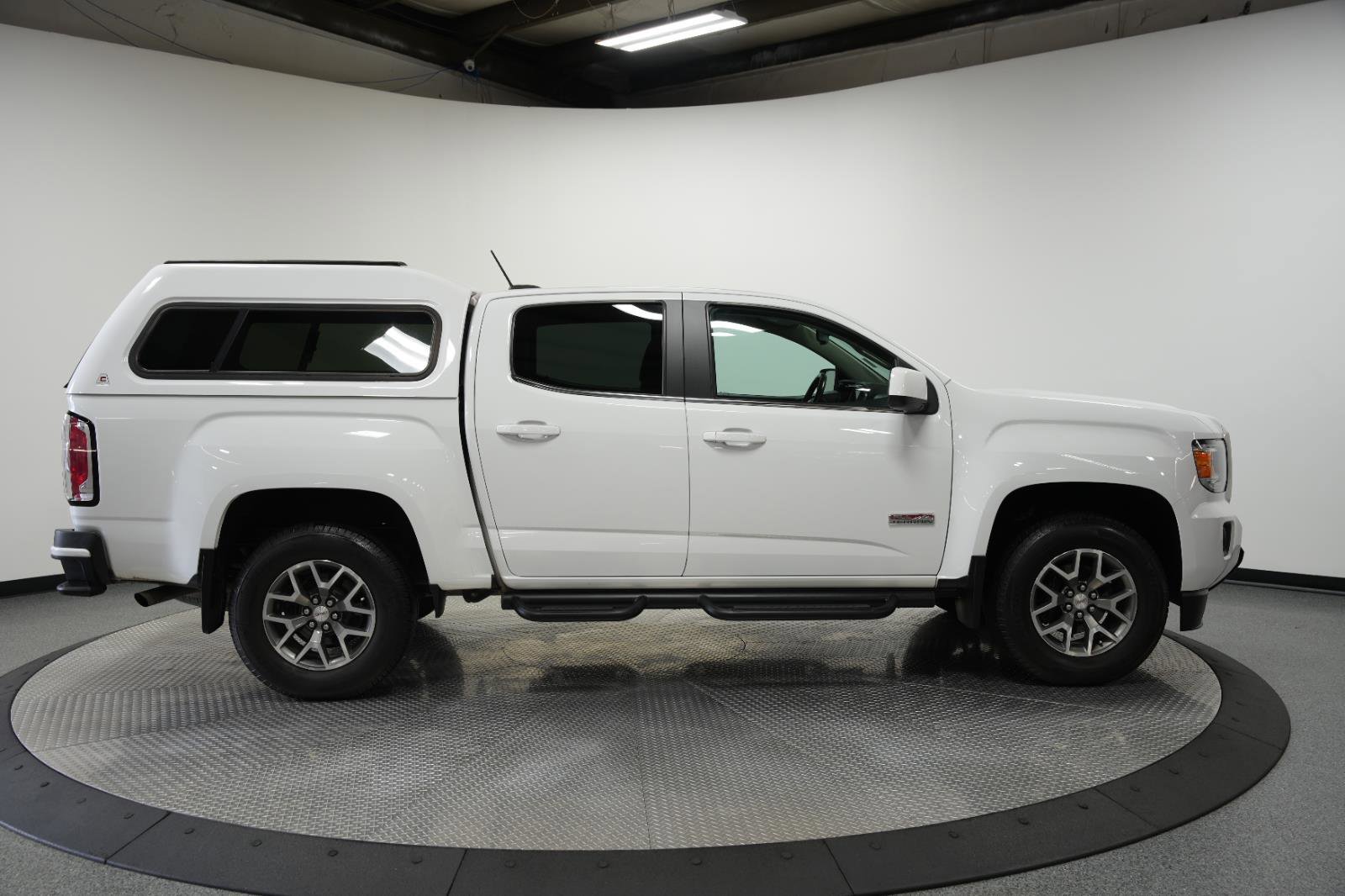 Used 2019 GMC Canyon All Terrain w/ Trailering Package AWD/4WD image 9